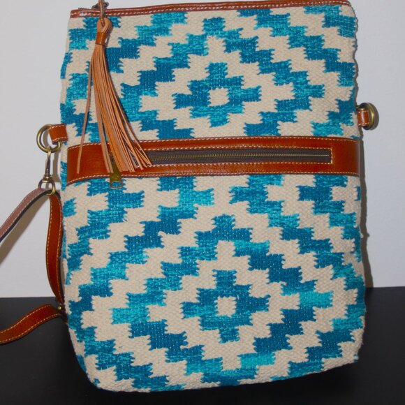 NWT Patricia Nash Woven Casoli Convertible Backpack/Crossbody NEW main image 5